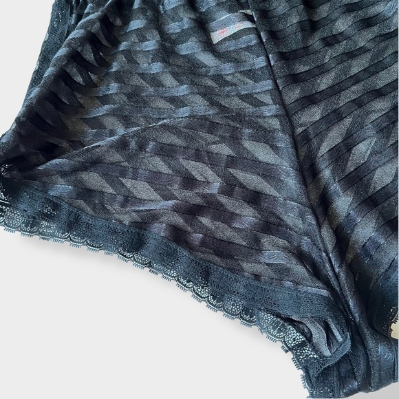 Lily of France Lingerie Romper Vintage 70s Neglige Black Sheer Pet 0/2 USA Made - Picture 8 of 12